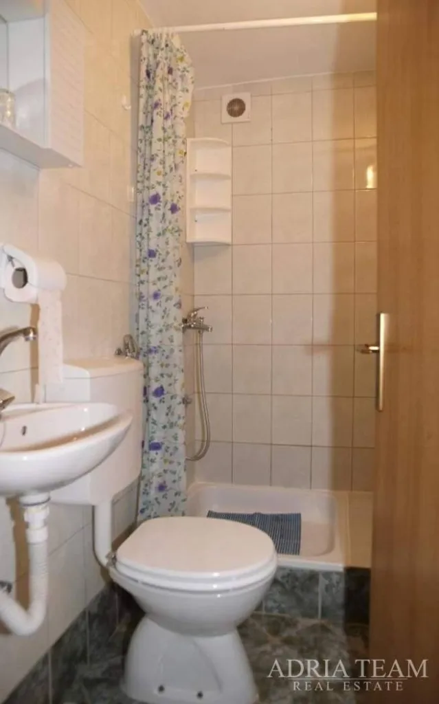 Vannitoad - Hotel Apartments with Sea View in Posedarje
