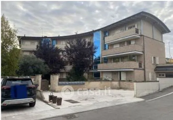 Extérieur - Three-Bedroom Apartment with Balcony in Mantua