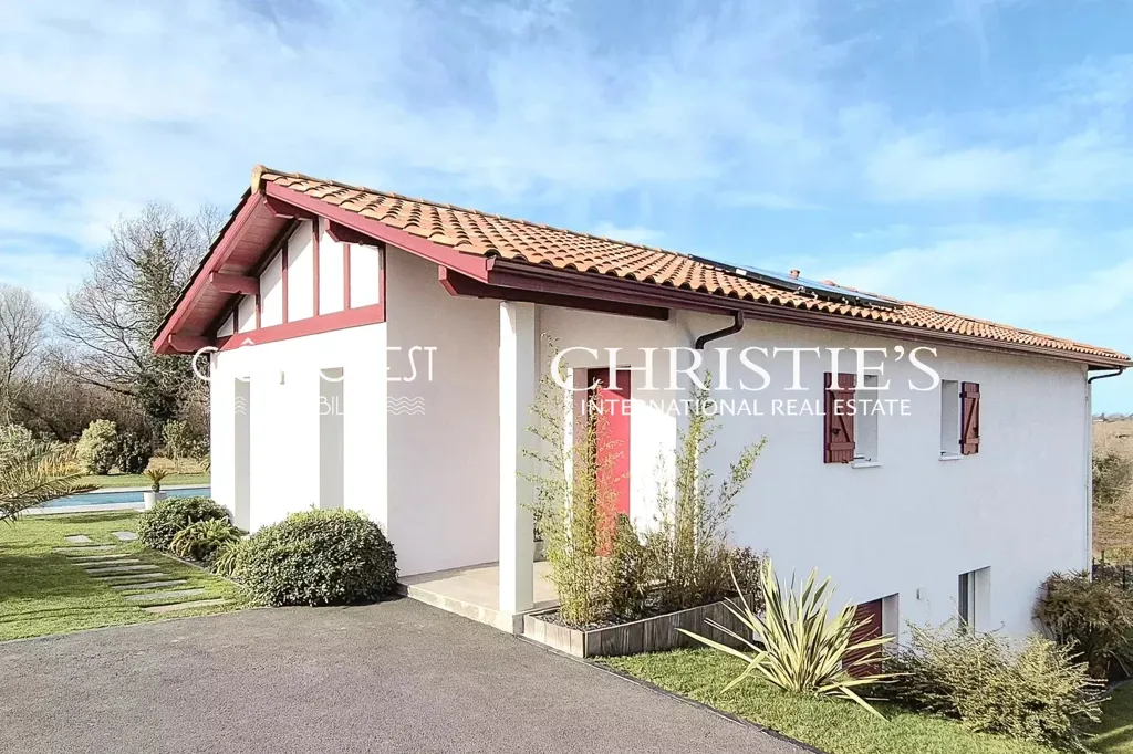 Extérieur - Maison avec Piscine à Ustaritz près d'Arcangues