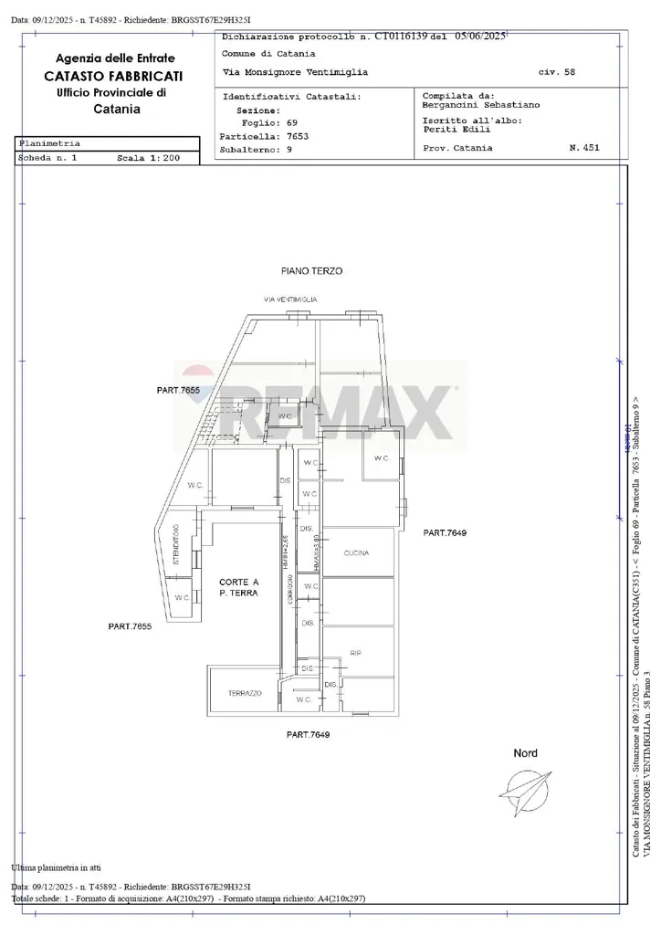 8 Mini Apartments with Terrace in Catania