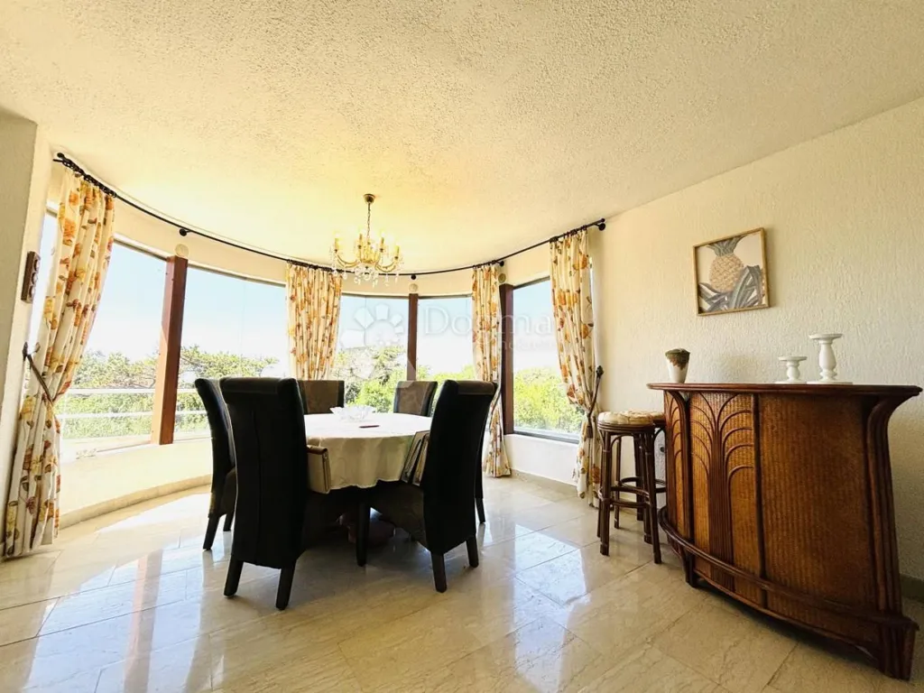 Salle à manger - Luxury Seafront Villa in Krk Centre