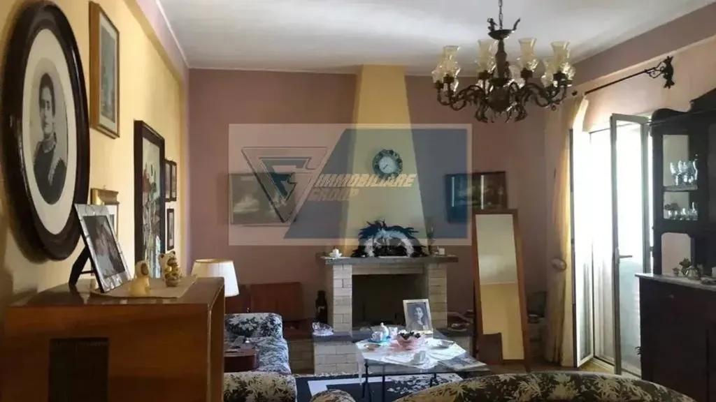 Maison 6 pièces à IT
