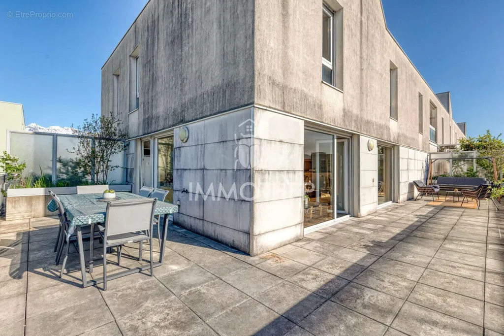 Terrasse - Appartement Duplex avec Terrasse Panoramique à Grenoble