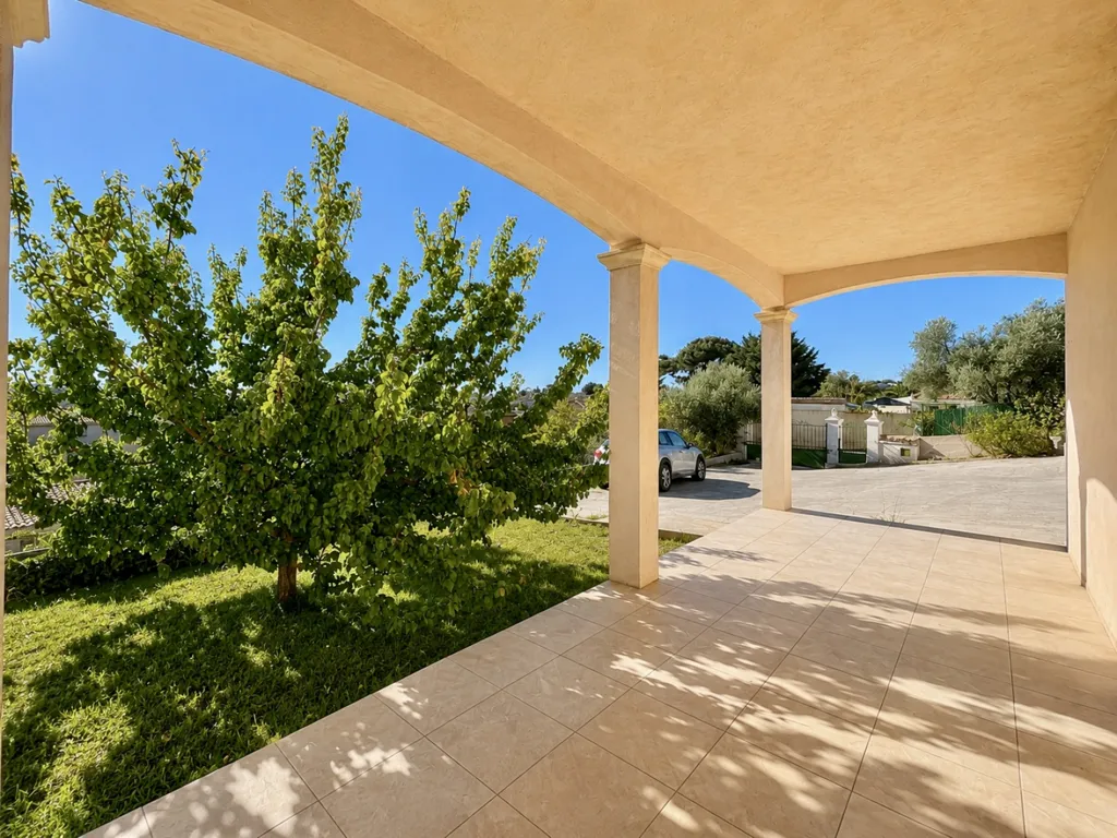 Terrasse - Maison Familiale avec Piscine et Vue Dominante à Château-Gombert