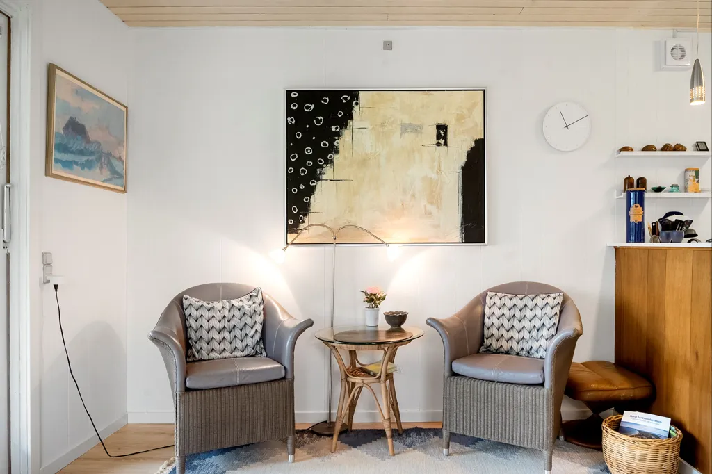 Elutuba - Charming Holiday Home with Terrace on Bogø
