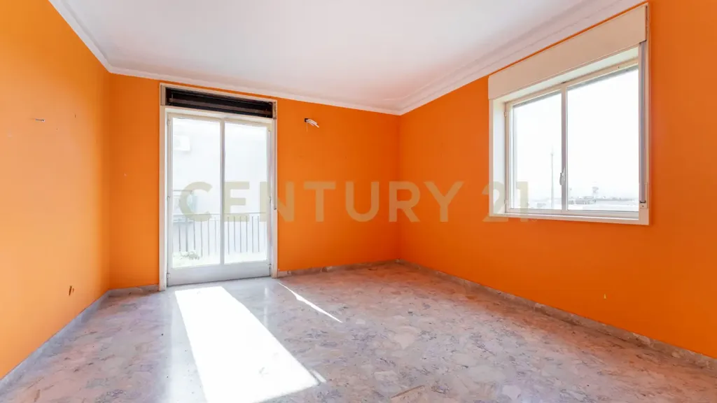 6-room apartment in IT