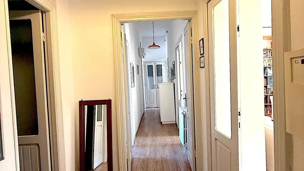 Entrée - Modernised Apartment with Balcony in Cagliari