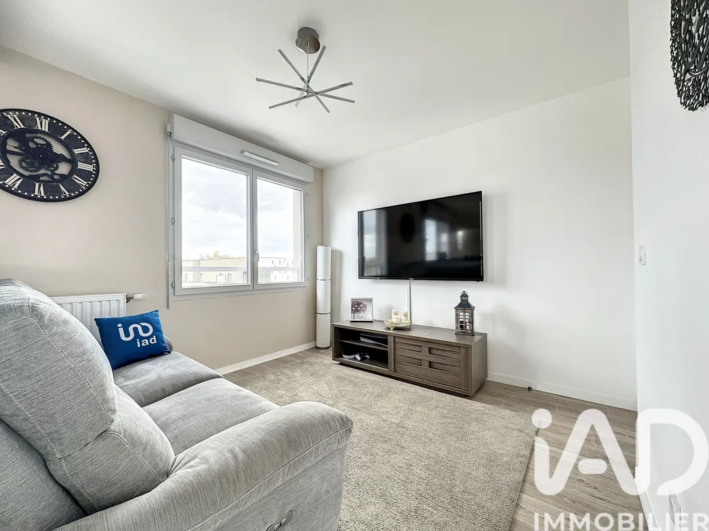 Soggiorno - Modern Flat with South Terrace in Meaux
