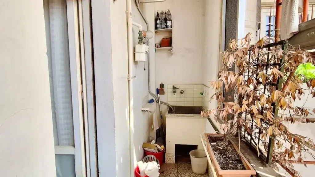 Rõdu - Apartment with Balcony in Pisa