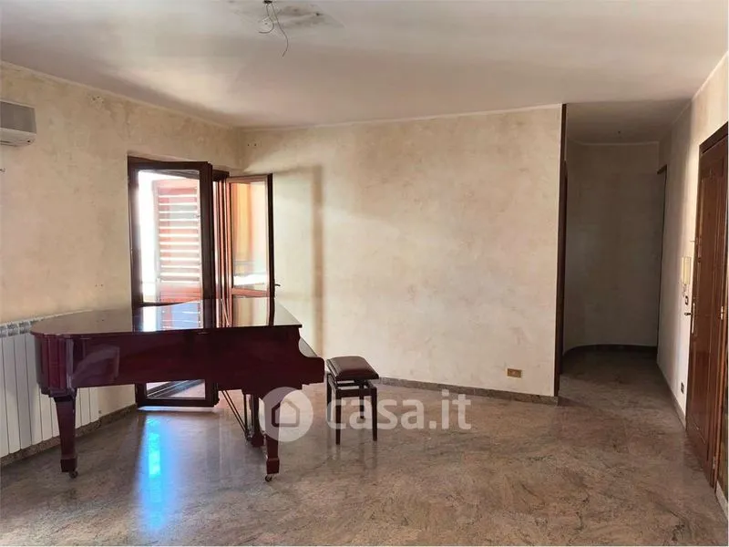 Séjour - Duplex with Balconies in Reggio Calabria
