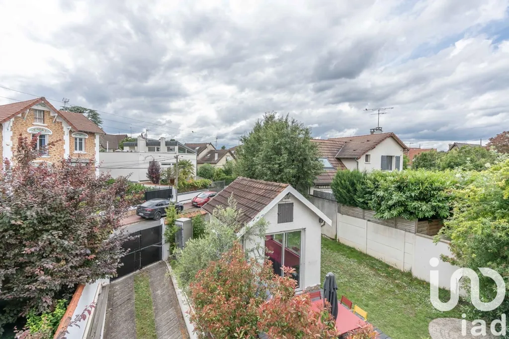 Jardin - Villa Luxueuse avec Jardin à Saint-Maur-des-Fossés