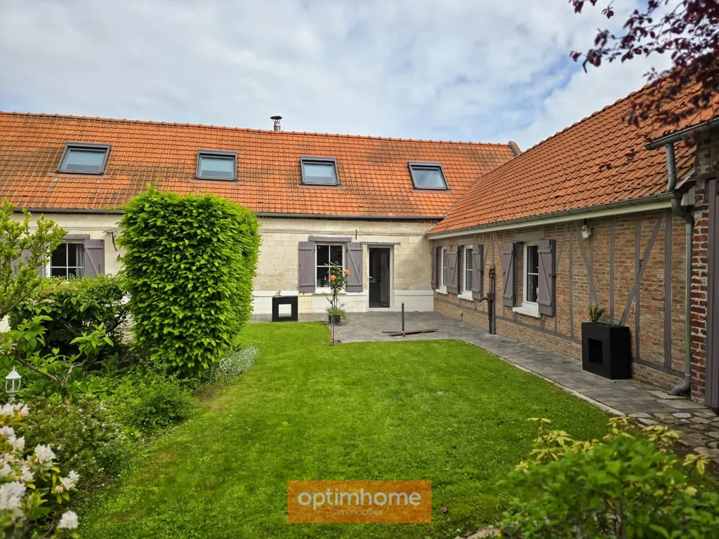 Jardin - Corps de Ferme Rénové avec Dépendance à Wanquetin