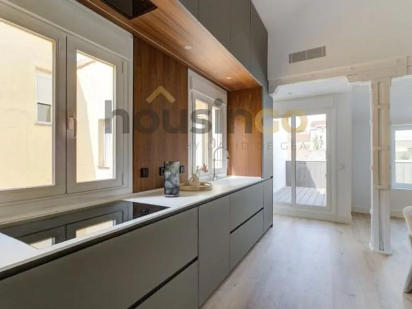 Kitchen - Modern Penthouse with Central Madrid Views
