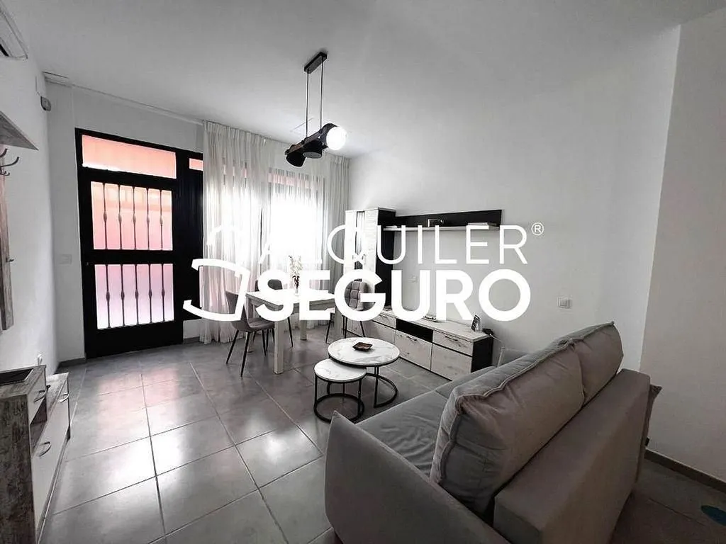 Elutuba - Studio with Air Conditioning in Adelfas