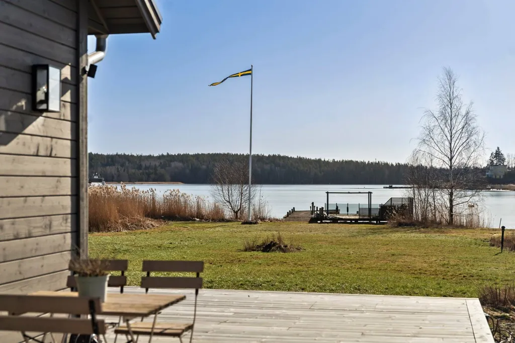 Terrasse - Modern Villa with Water View in Österåker