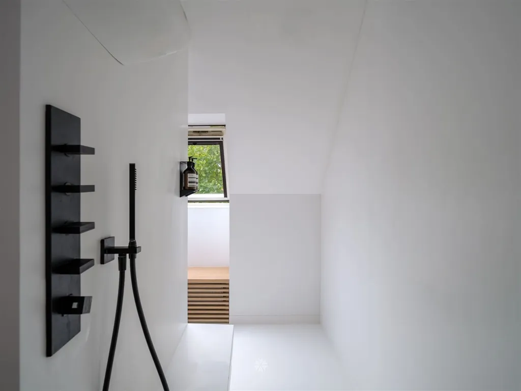 Salles de bain - Villa avec Vue Panoramique dans le Pays des Collines