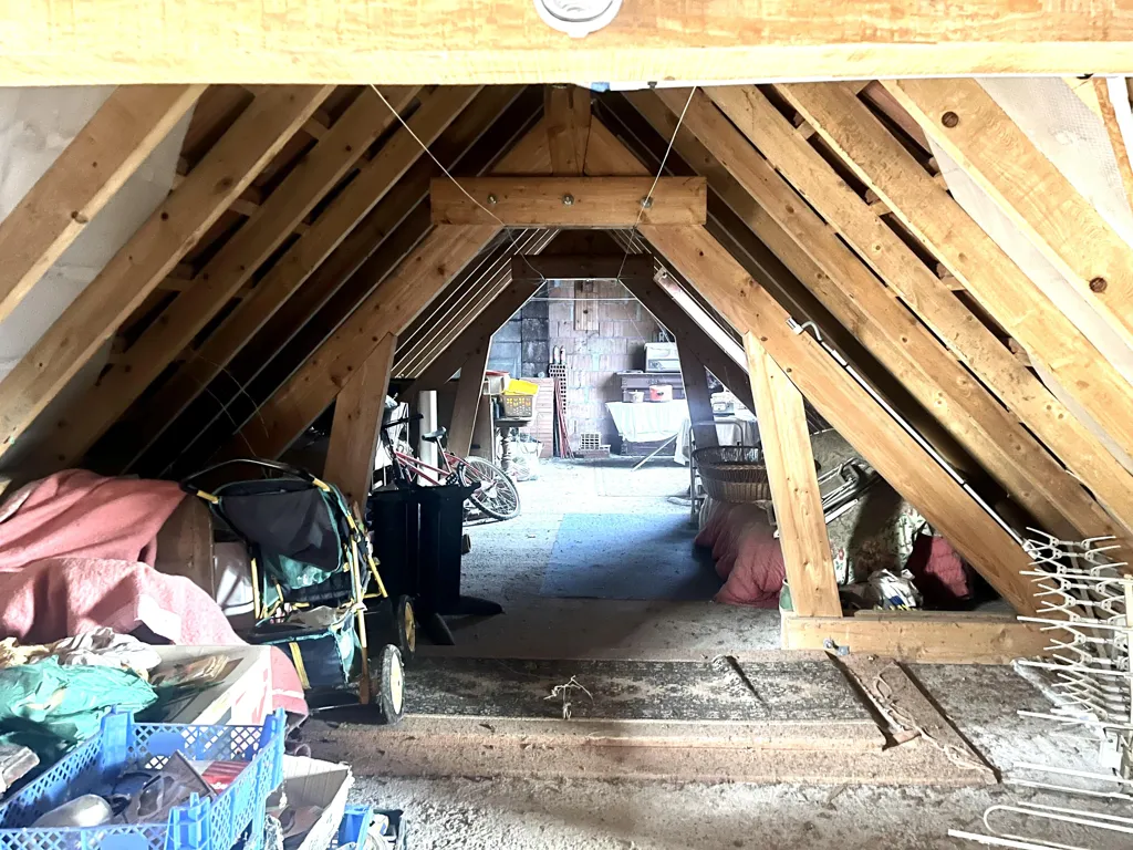 Pièces - Maison de Plain-pied avec Vue Dégagée à Steinbach