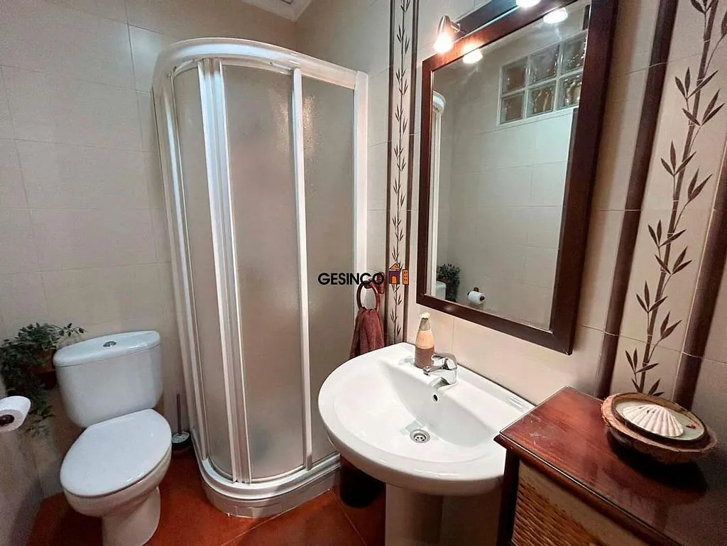 Salles de bain - Duplex with Terrace and Balcony in Manuel