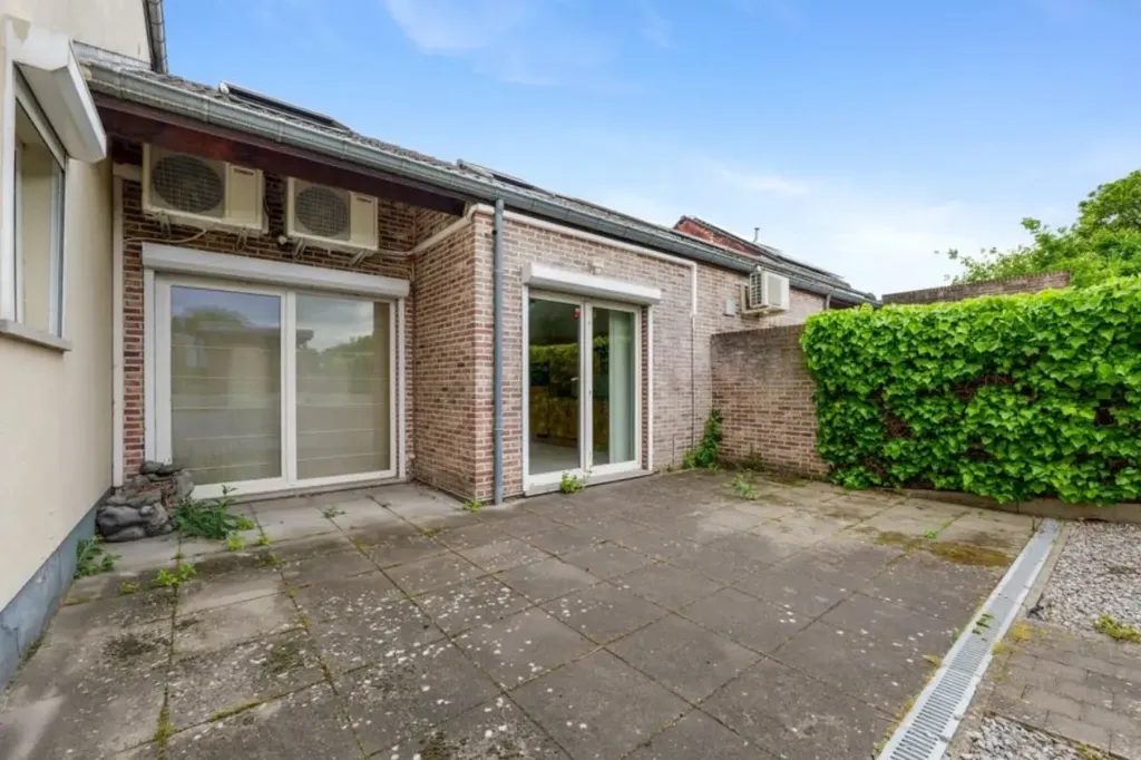 Jardin - Maison avec Terrasse et Jardin à Riemst