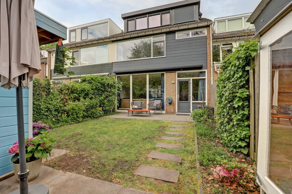 Jardin - Modernised Ajourwoning with Garden in Gouda