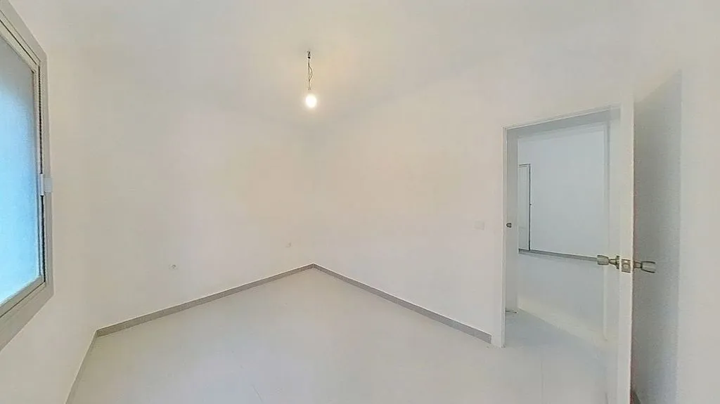 Toad - 2-Bedroom Apartment with Metro Access in La Florida