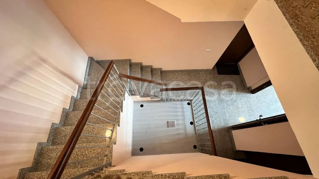 Pièces - Trilocale with Mountain Views in Chiusa di Pesio