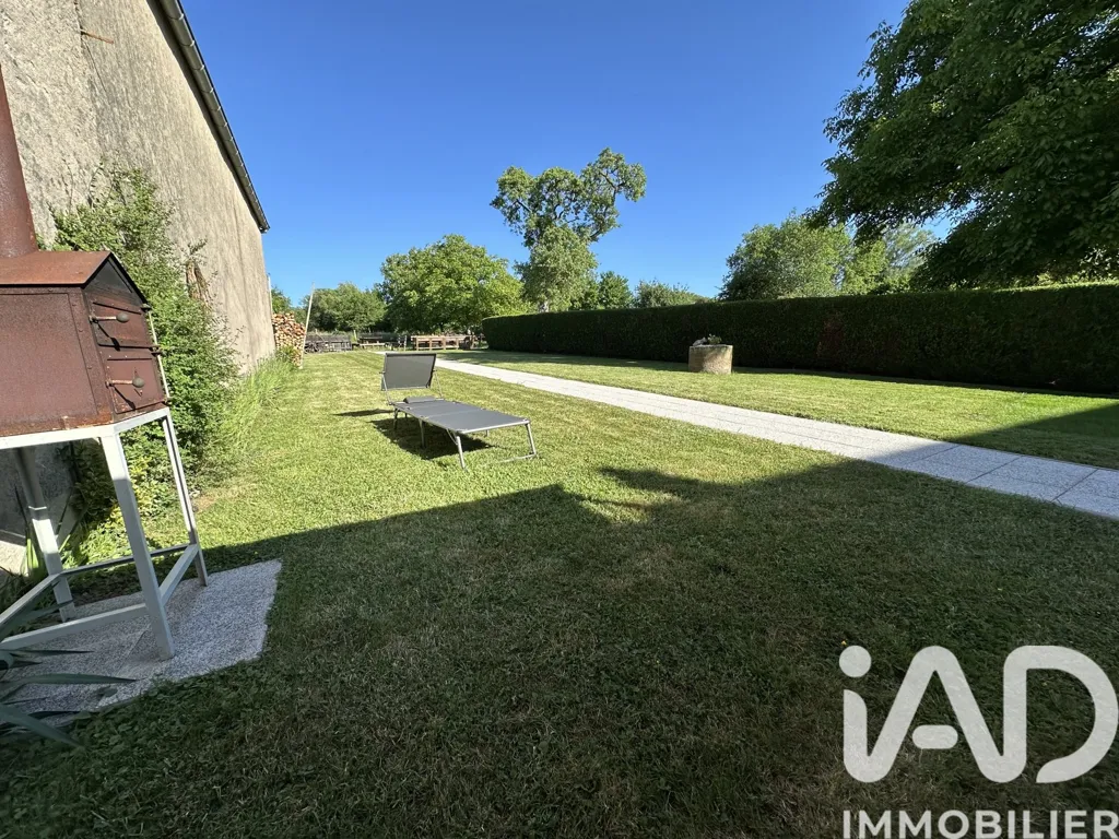 Giardino - Spacious Villa with Eight Bedrooms in Rural Setting