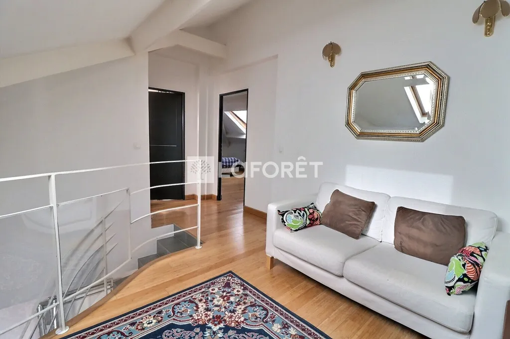 Soggiorno - House with Garden in Rueil Malmaison