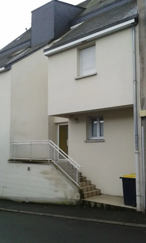 Esterno - 2-Bedroom Apartment with Parking in Laval