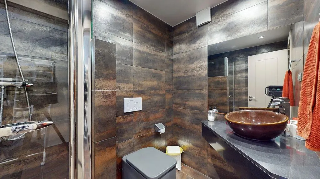 Salles de bain - Chalet with Pool and Terrace in Bonmont