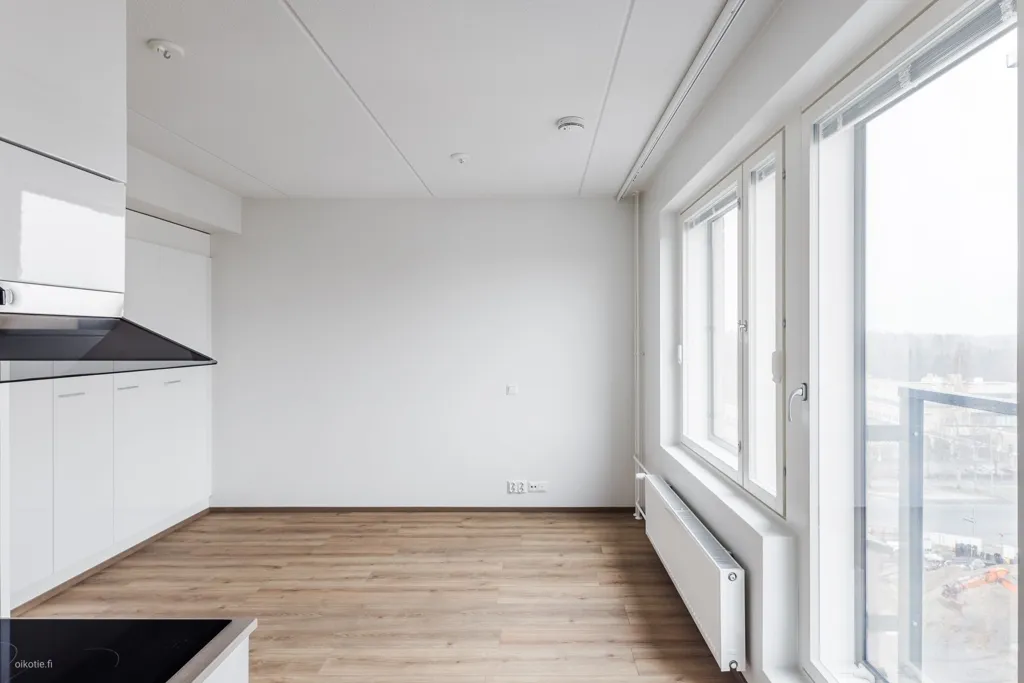 Cuisine - 1-Bedroom Flat with French Balcony in Vantaa