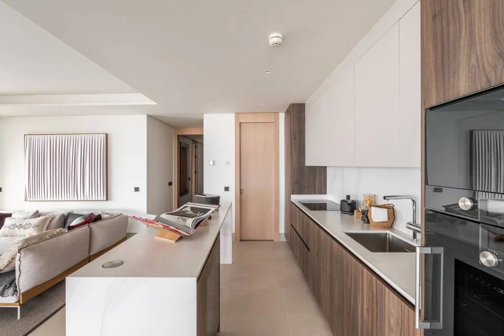 Kitchen - Luxury Beachfront Flat with Pool in Marbella