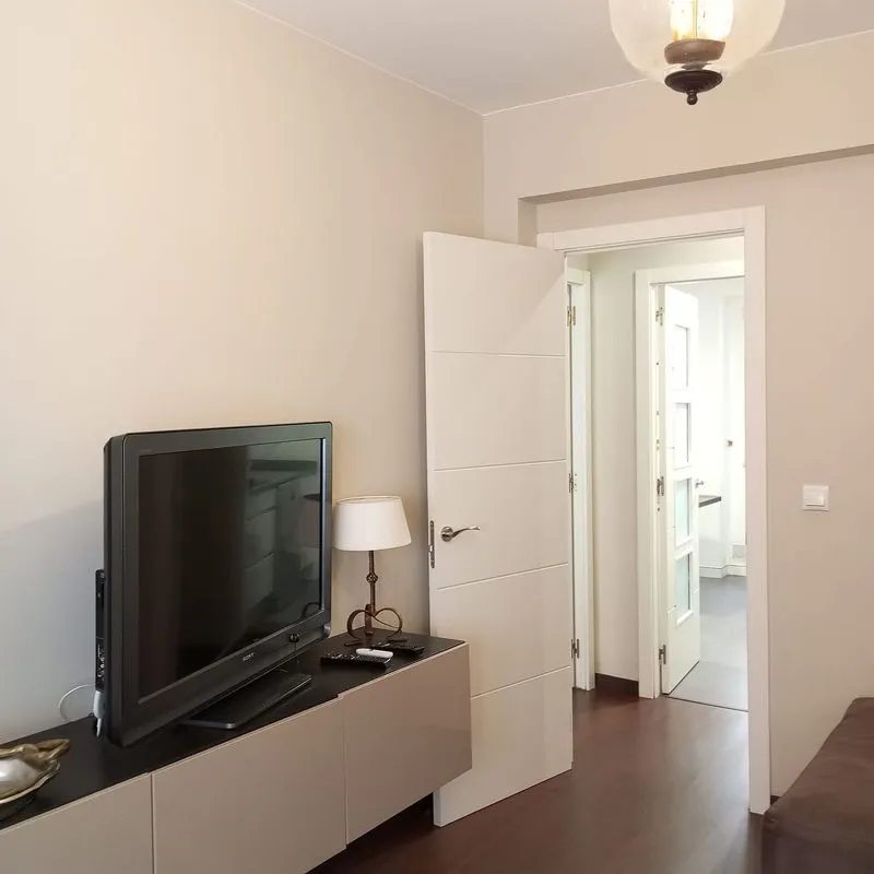 Modernised Flat with Balcony in La Magdalena