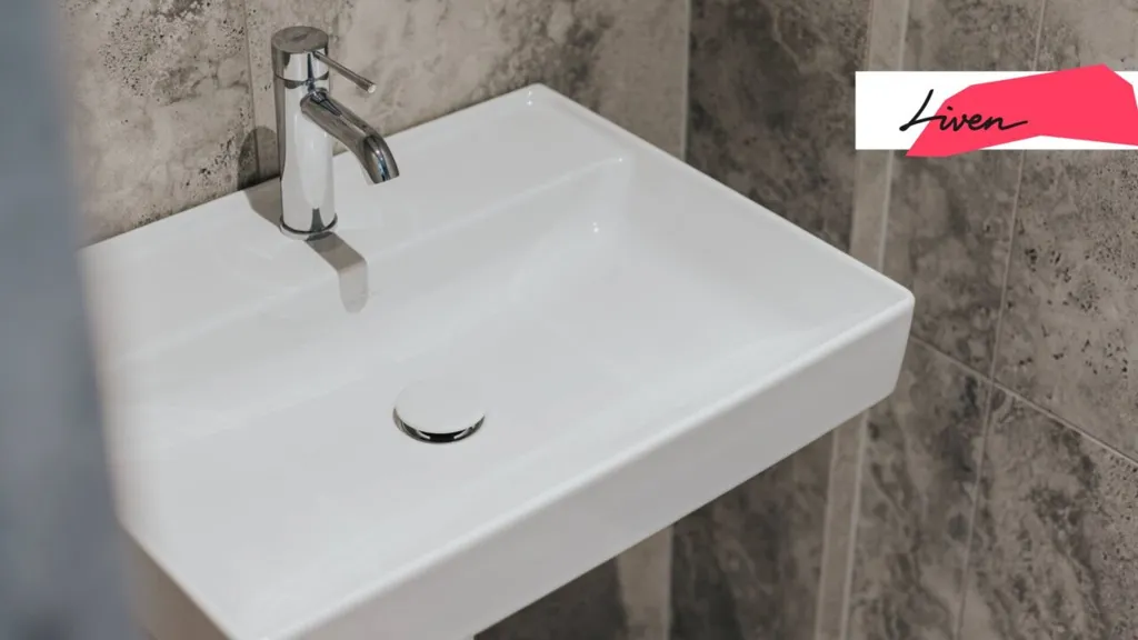 Bathrooms - Universal Commercial Space with Sea View in Pirita