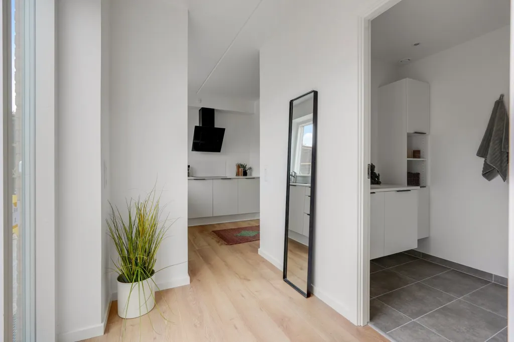 Esik - Terraced House with Private Balcony in Nyborg