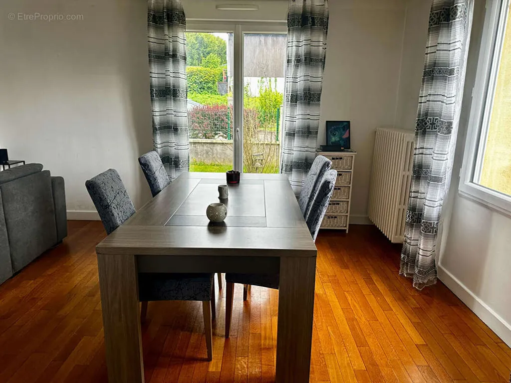 Maison 4 pièces à Charmes