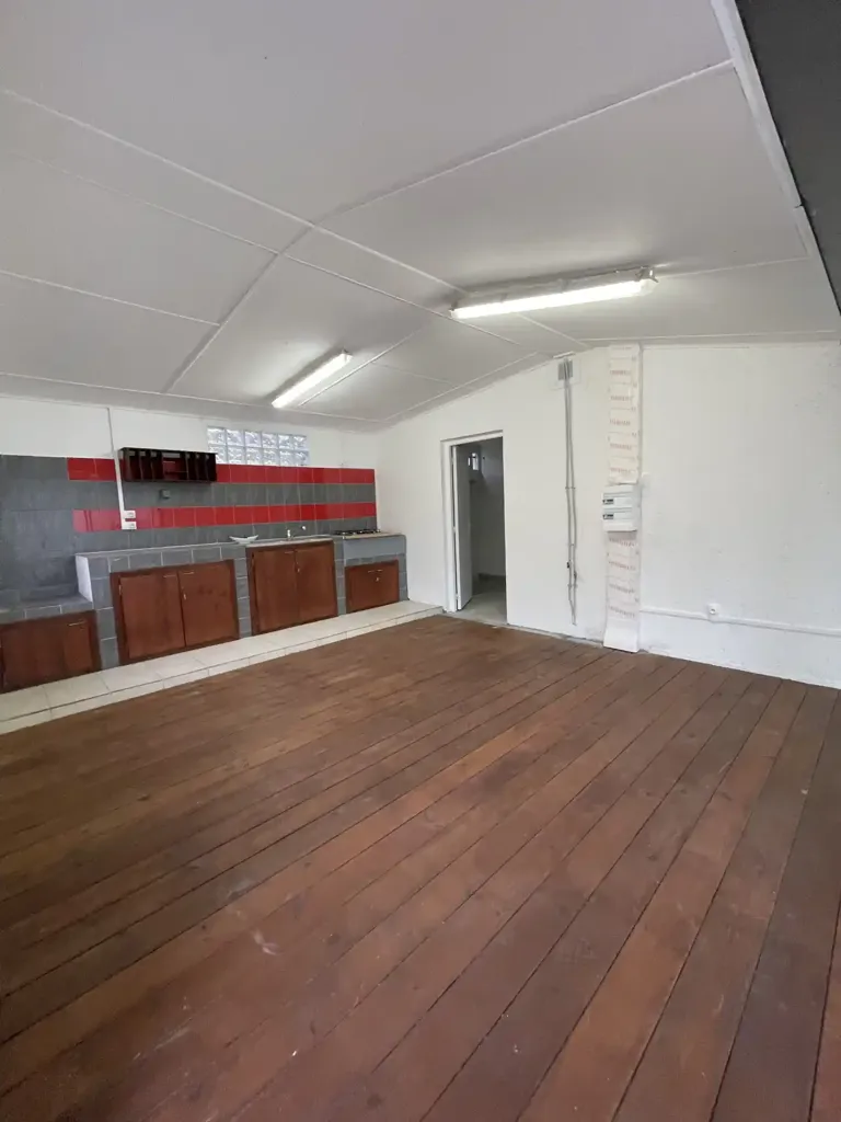 Toad - T2 Flat with Parking in Tampon