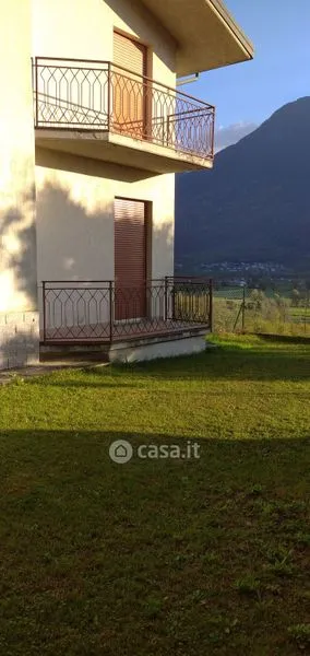 Esterno - Bifamiliar Villa with Vineyard View in Berbenno