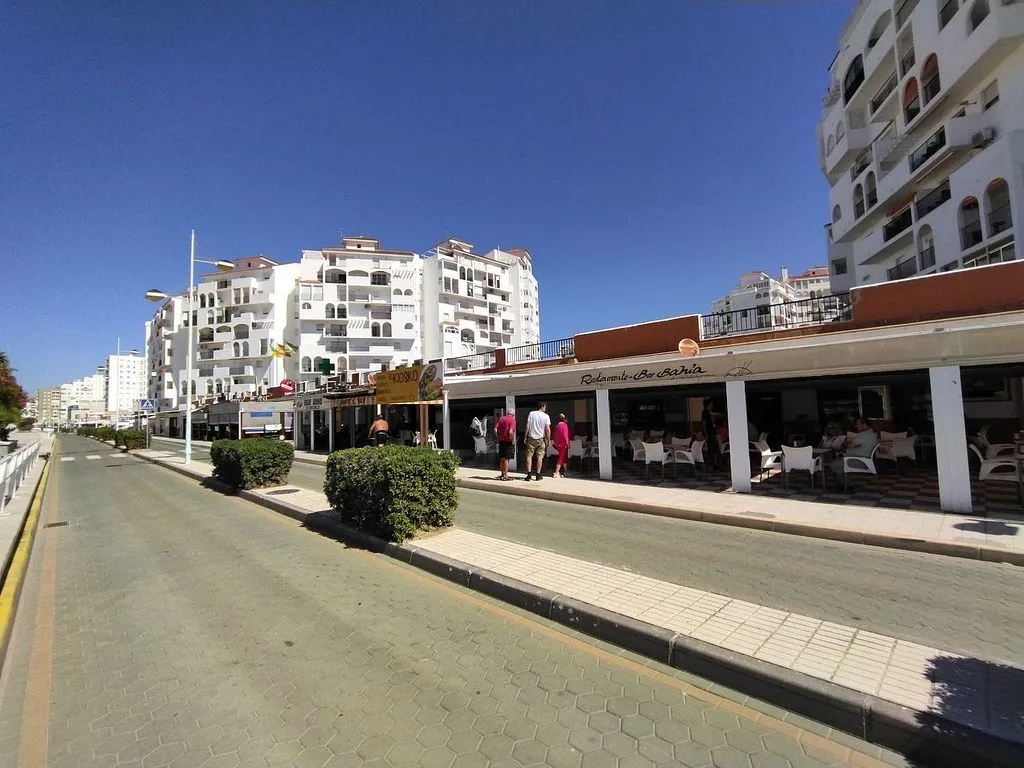 Apartment with Sea Views in Valdelagrana