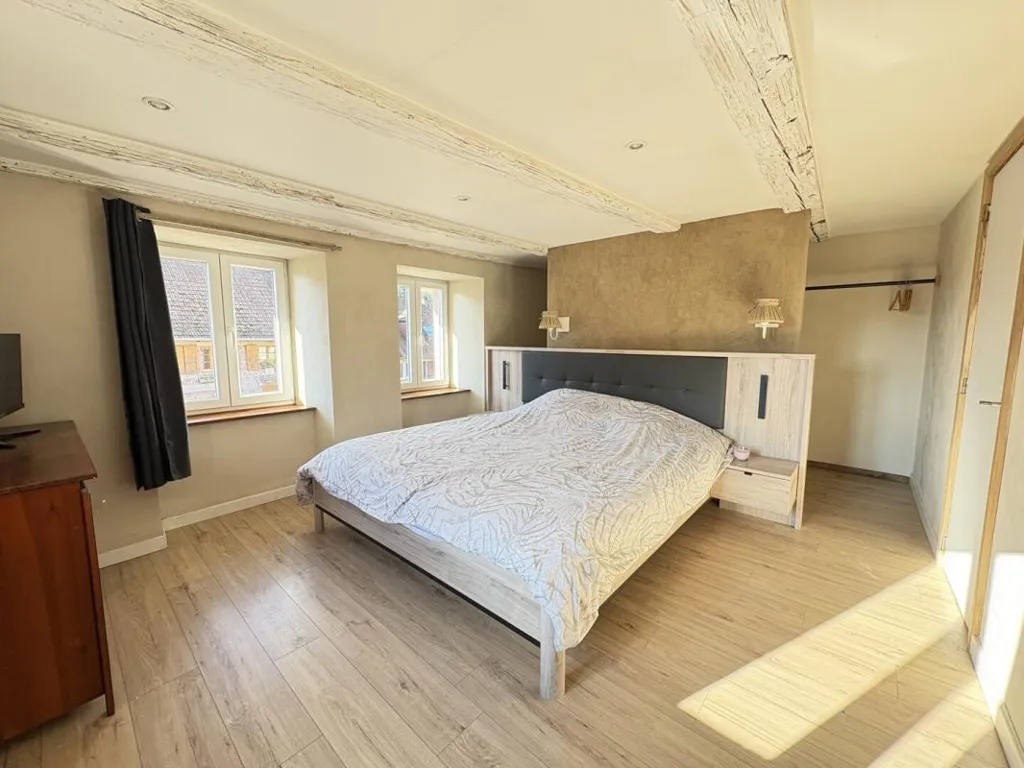 Chambres - Maison de Campagne Rénovée avec Jardin à Steige