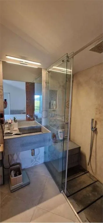 Bathrooms - Luxury Villa with Panoramic Views in Cefalù