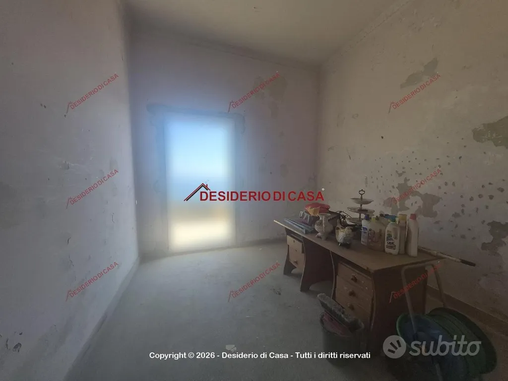 5-room apartment in IT