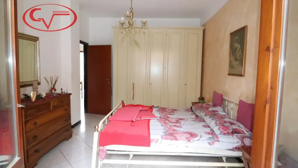 Chambres - Apartment with Terrace in Montevarchi