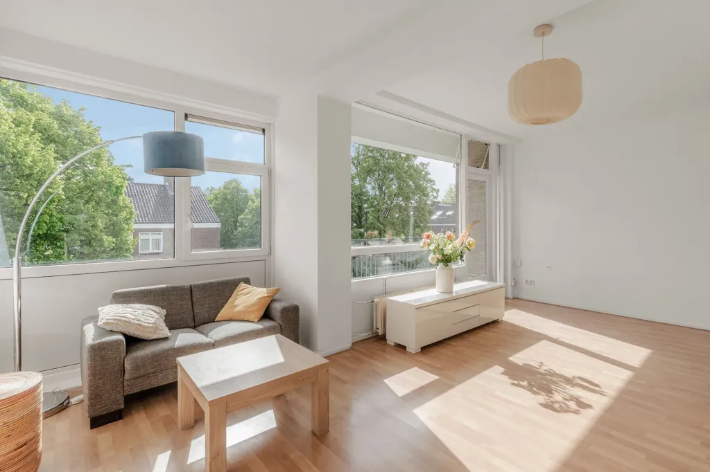 Séjour - Corner Apartment with Balcony in Amsterdam Buitenveldert