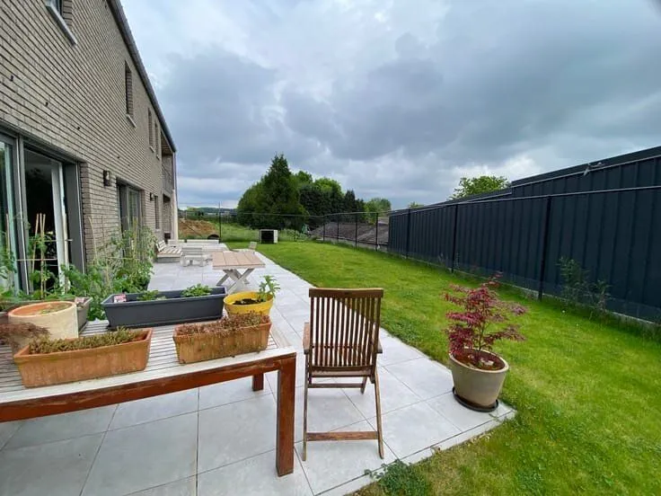 Garden - 6-Bed House with Solar Panels in Green Setting