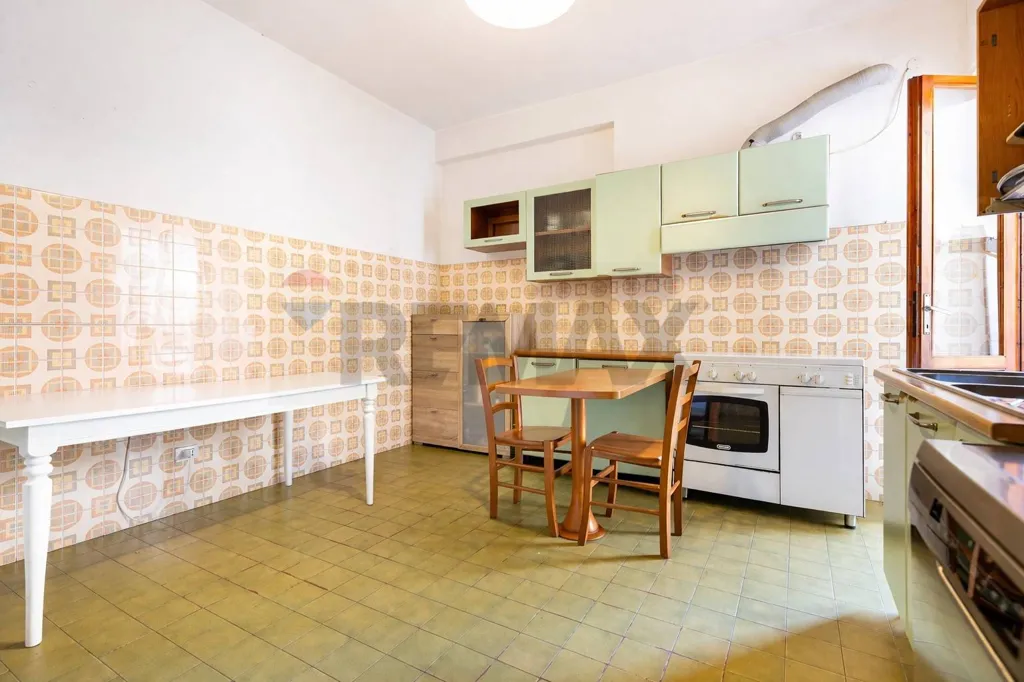 Köök - Apartment with Terrace in Quartu Sant'Elena
