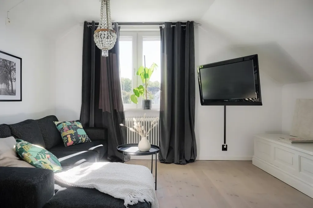 Living Room - Villa with Guest Apartment near Vättern