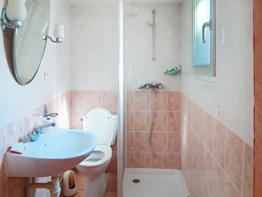 Vannitoad - House with Courtyard near Centre, Les Sables-d'Olonne