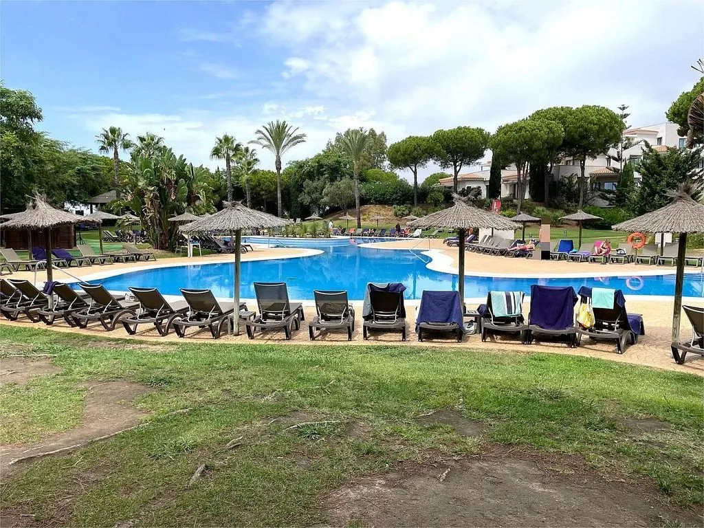 Bassein - Luxury Apartment with Pool in El Rompido