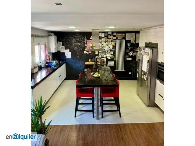 Cuisine - Furnished Flat with Air Conditioning in Malasaña
